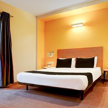 Hotel Aerotech Suite ニューデリー エクステリア 写真