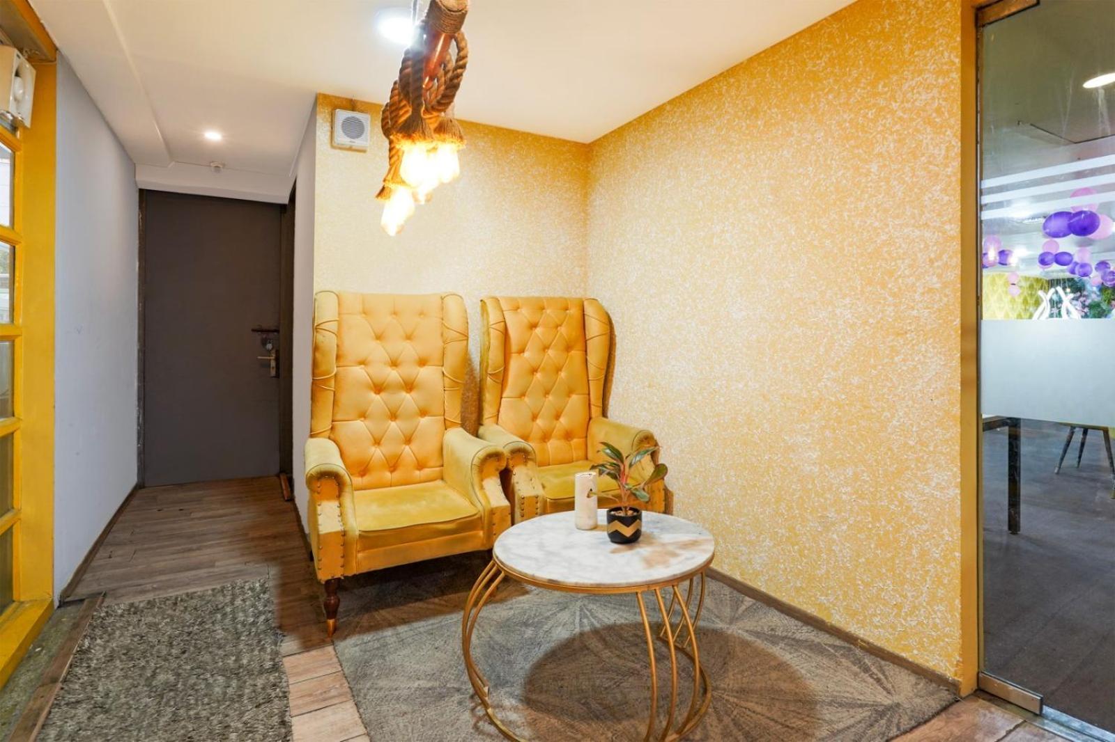 Hotel Aerotech Suite ニューデリー エクステリア 写真